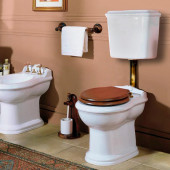 Унитазы с высоким бачком