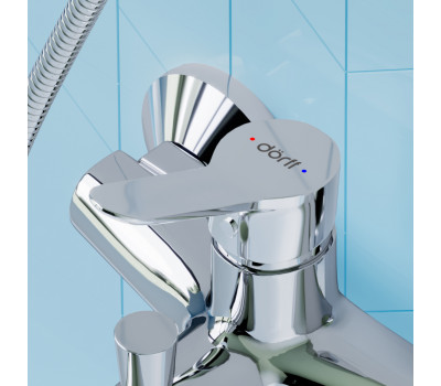Смеситель для ванны и душа Dorff Optima D2010000 Хром 