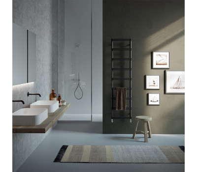 Полотенцедержатель электрический Antrax V8 ETPV13V050100T/NEOP черный матовый 