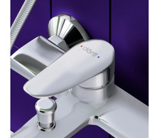 Смеситель для ванны и душа Dorff Ultra D5010000 Хром 