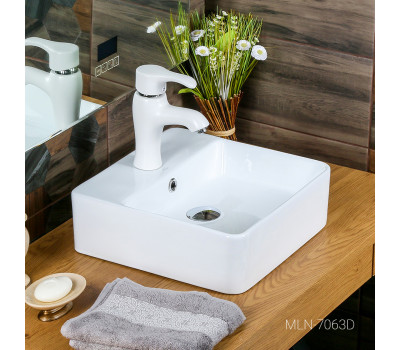 Раковина MELANA MLN-7063D белый 